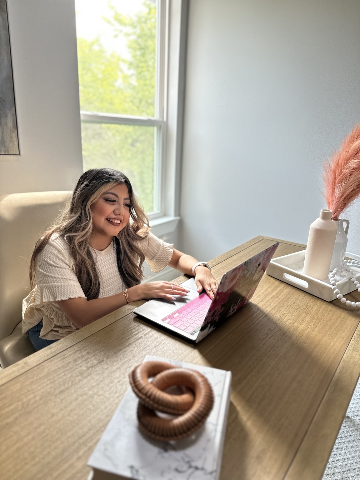 Meet Stefani Vazquez, owner of SV Bookkeeping Solutions